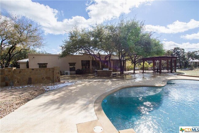 Primary Photo - 2623 Kangaroo Ct