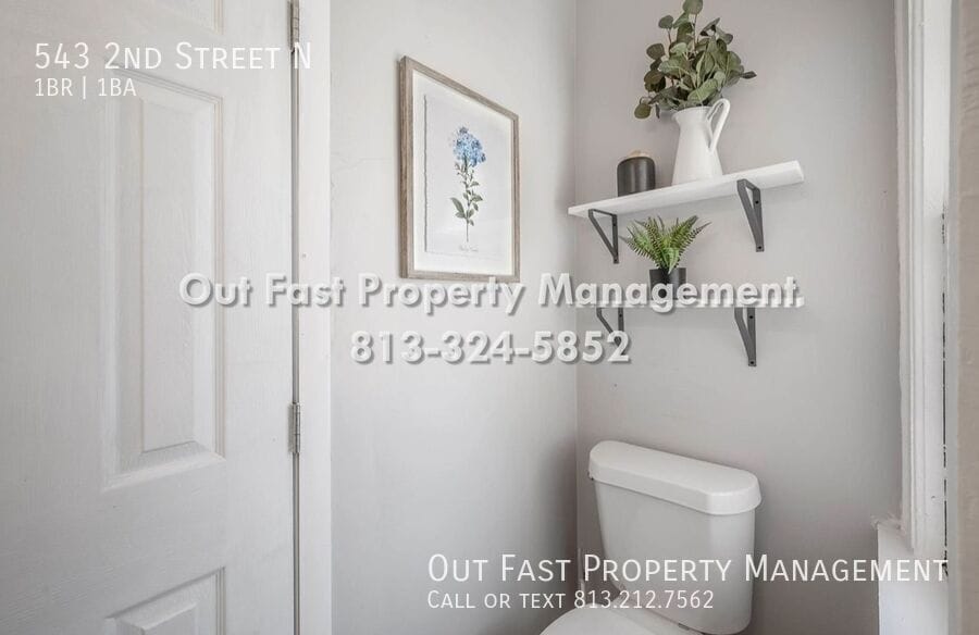 Building Photo - 543 2nd St N