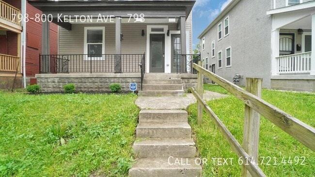 Building Photo - 798-800 Kelton Ave-798