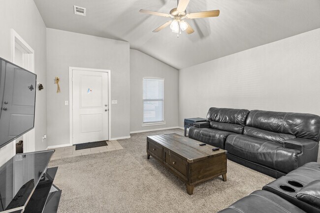 Building Photo - 9407 Ratliff Rdg