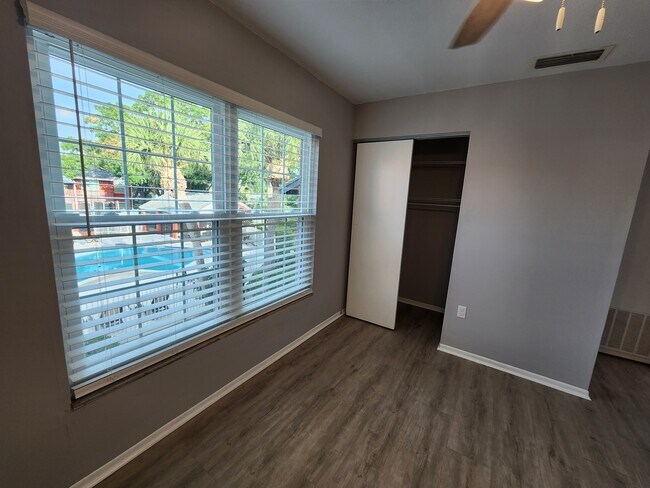 Building Photo - 8211 12th Way N