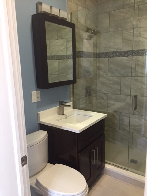 bathroom #1 - 5313 South Maryland Avenue