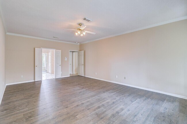 Building Photo - 17323 Jackson Pines Dr