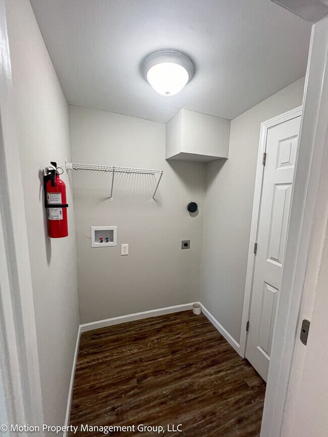 Building Photo - Cozy Warner Robins Home That Won’t Last Long