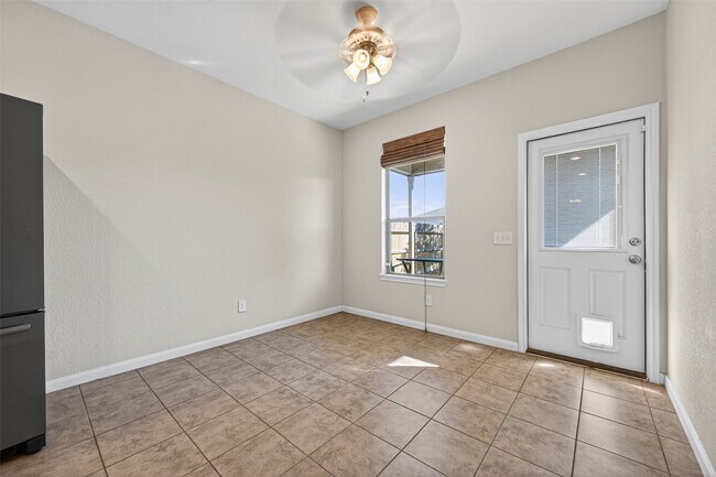 Building Photo - 15410 Grand Sage Dr