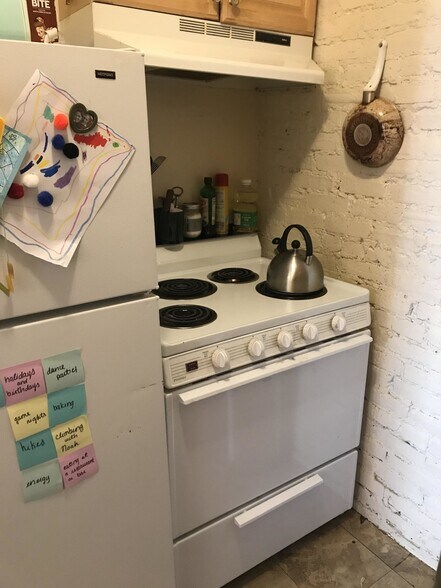 Building Photo - 896 Huntington Ave