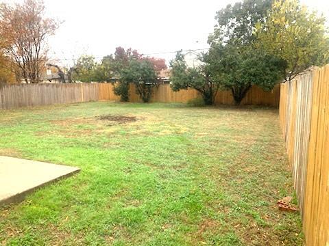 Building Photo - 903 Lantana Dr