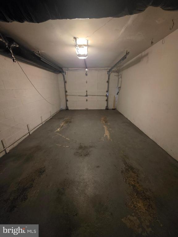 Building Photo - 412 3rd St