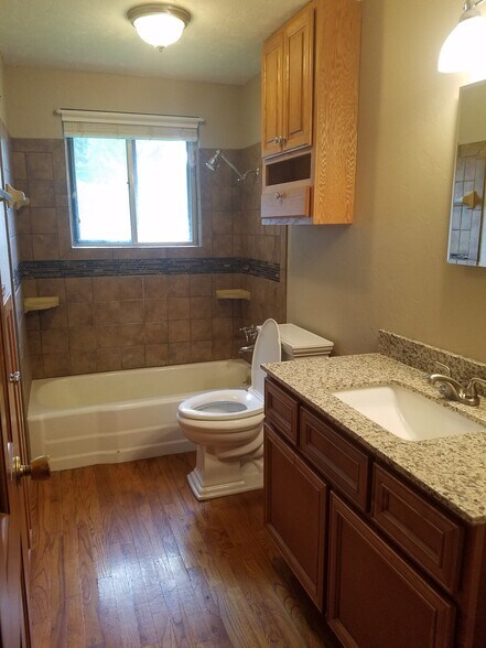 Building Photo - 4816 Michael Dr