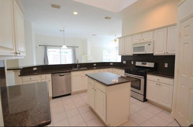 Building Photo - 1219 Cambrian Park Ct
