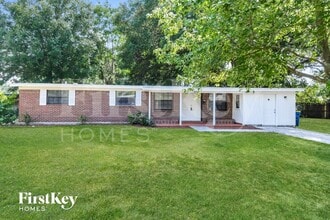 Building Photo - 7720 Lauderdale Dr N