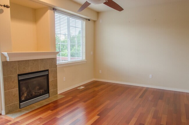 Building Photo - 24036 39th Ln SE