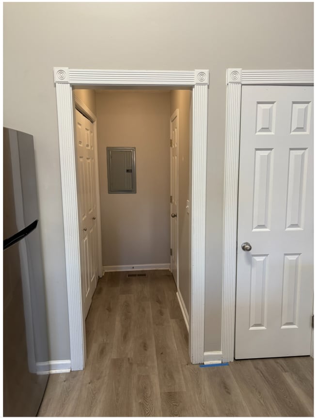 Building Photo - 6428 Paddington Way