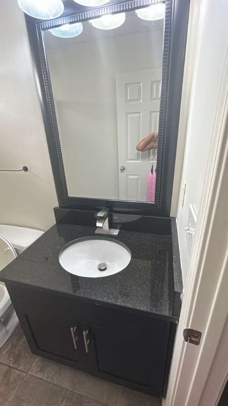 Building Photo - 805 Georgian Hills Dr