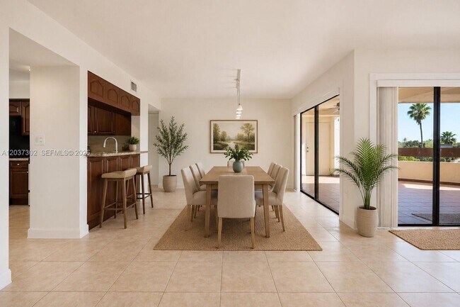 Building Photo - 9040 SW 125th Ave