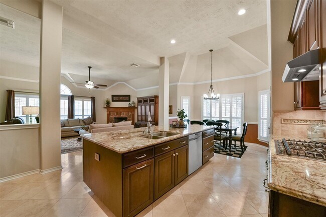 Building Photo - 11102 Dawson Springs Dr