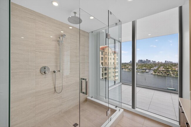 Building Photo - 153 N Seabreeze Blvd