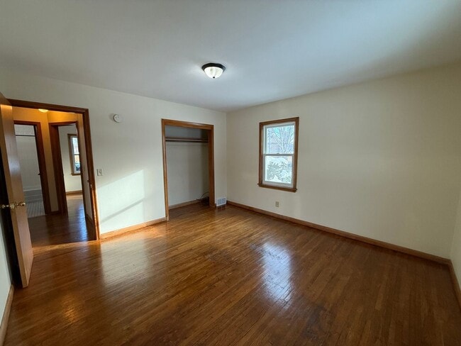 Building Photo - 1954-1956 Hazelwood St