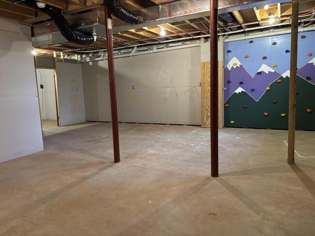 Building Photo - 3745 Taneytown Rd