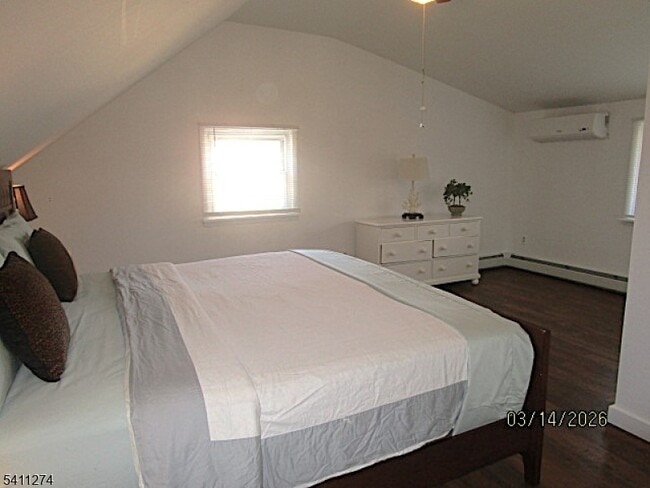 Building Photo - 306 Wagon Wheel Rd