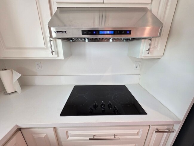 Building Photo - Newly built 1 Bed, 1 Bath ADU