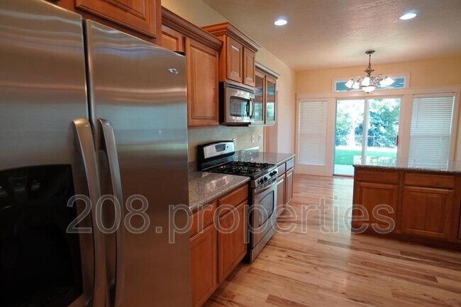 Building Photo - 871 N Grey Pebble Way
