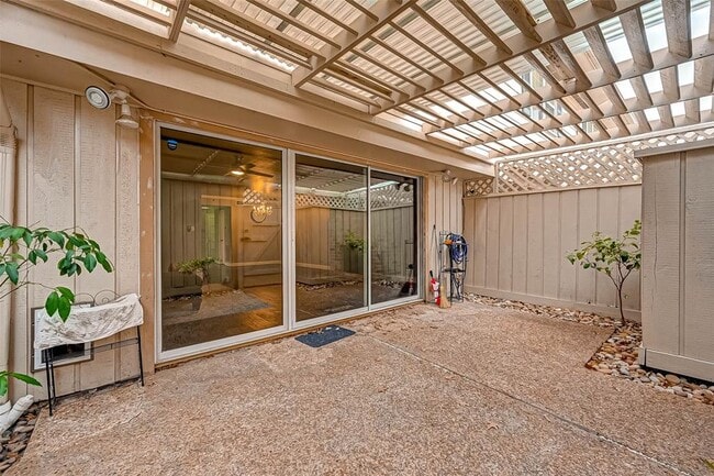Building Photo - 6448 Olympia Dr