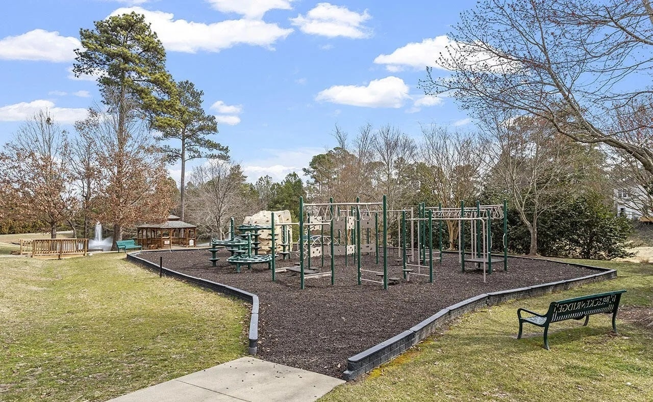 Building Photo - 610 Canyon Lake Cir