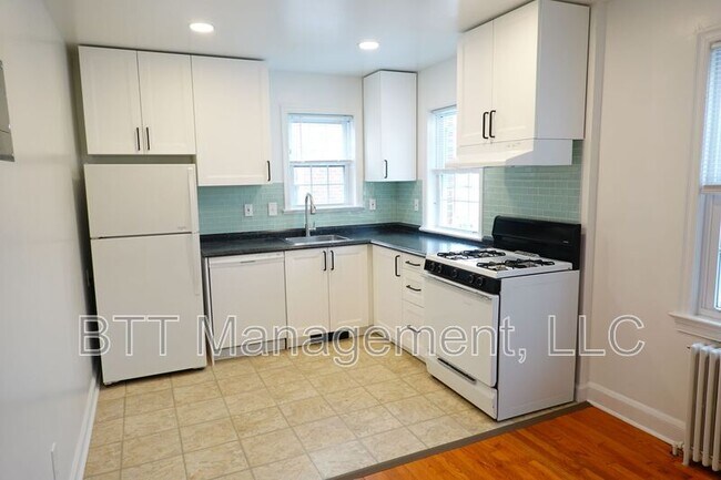 Building Photo - 8207 Garland Ave