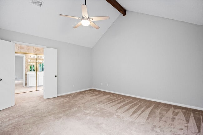 Building Photo - 22 S Rain Forest Ct