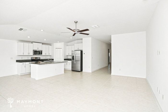 Building Photo - 4235 84th Ct E