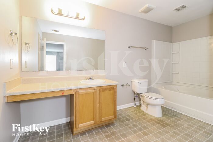 Building Photo - 6211 Sparkling Cove Ln