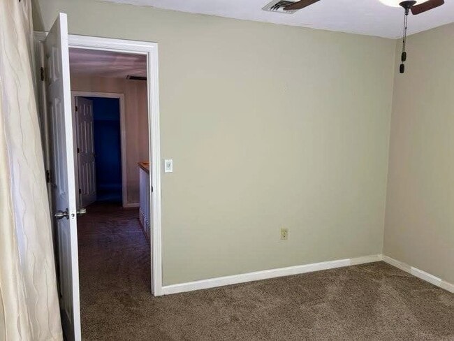 Building Photo - 1565 West St