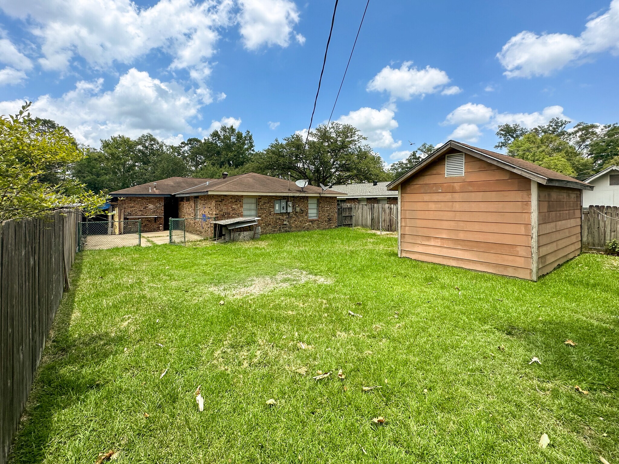 Building Photo - 105 Felder Dr