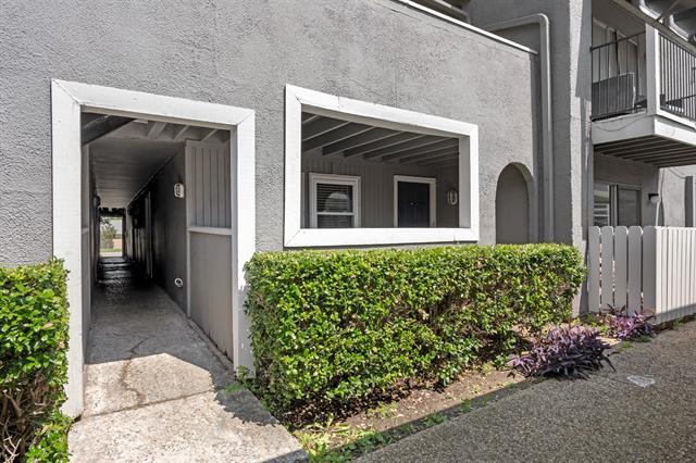 Building Photo - 5003 Skillman St