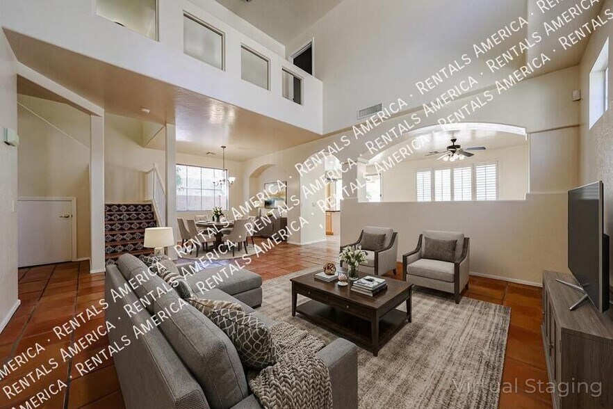 Building Photo - 528 W Mountain Sage Dr