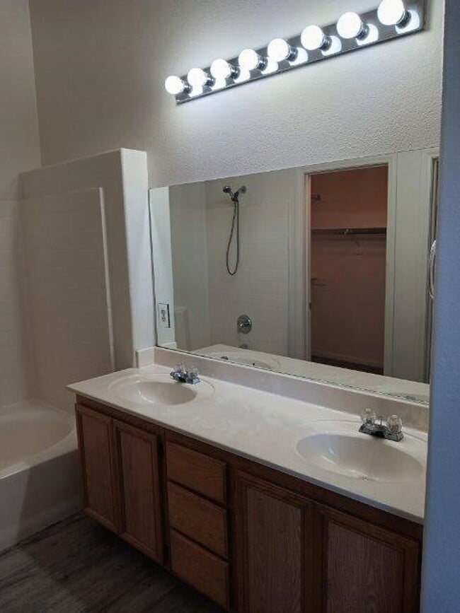 Building Photo - 5205 Blooming Mesa Ct