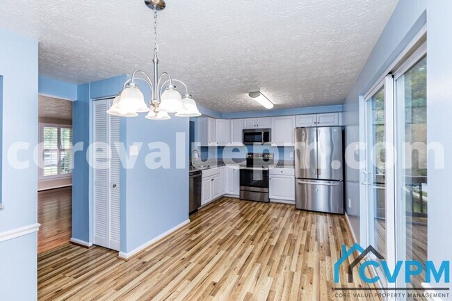 Building Photo - 1406 Point O Woods Ct