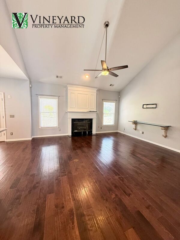 Building Photo - 3313 Hidden Trail Rd SE