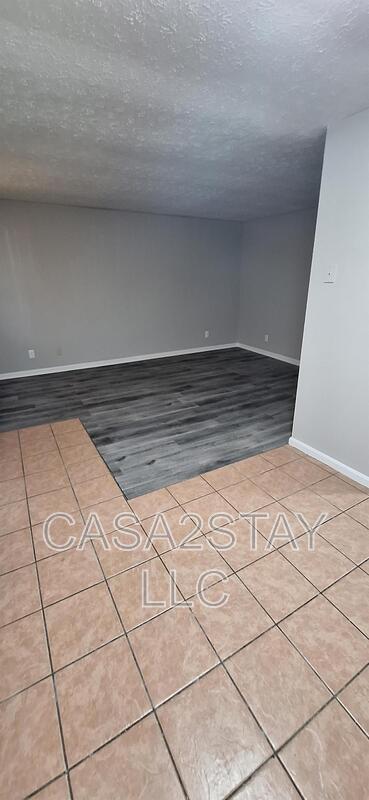 Building Photo - 676 Knox Blvd