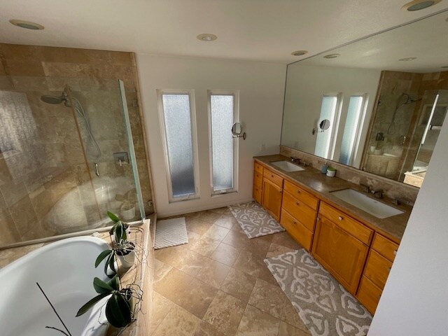 Building Photo - 8442 Crimson Cir