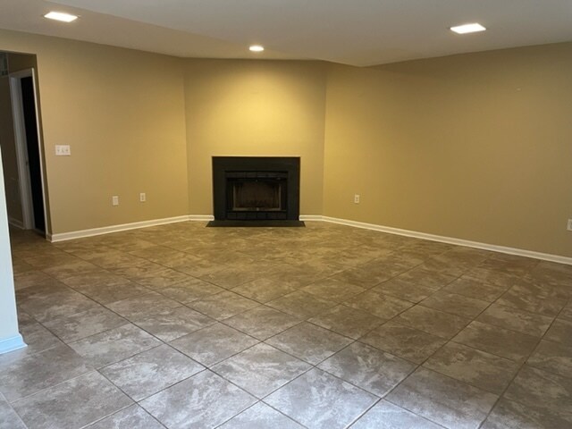 Building Photo - 10704 Brice Ct