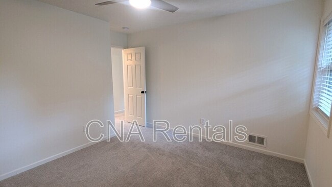 Building Photo - 3446 Orange Wood Ct NE