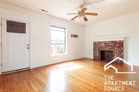 Building Photo - 902 W Belle Plaine Ave