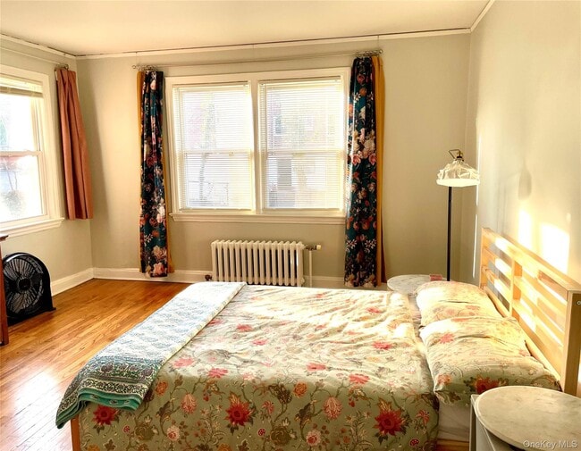 Building Photo - 5 Laurel St