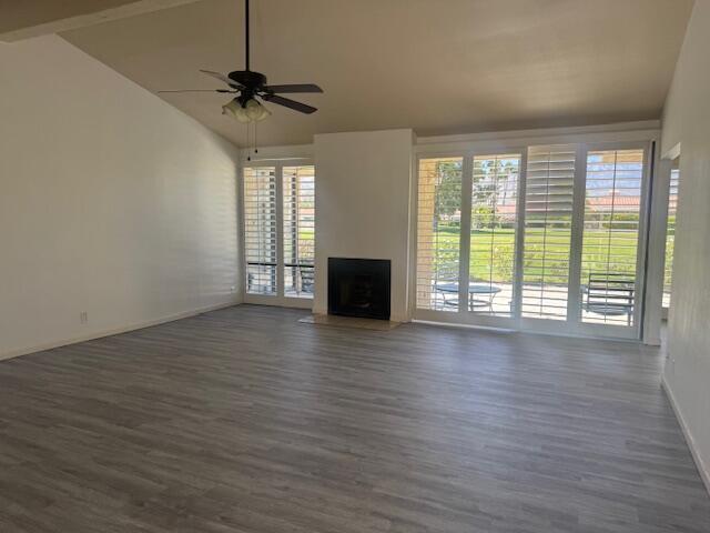 Building Photo - 39725 Burton Dr