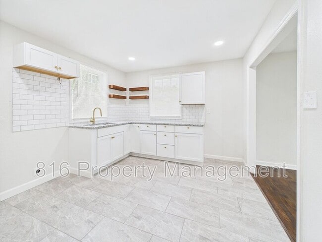 Building Photo - 8404 E 47th Terrace