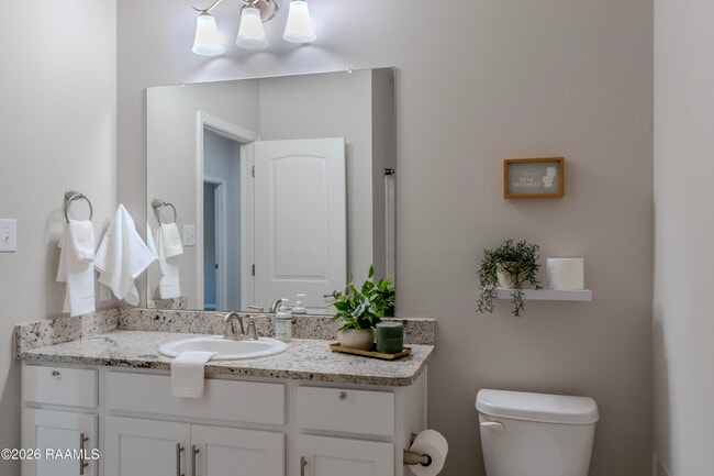 Building Photo - 119 Deer Lake Ln