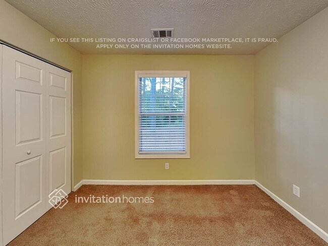 Building Photo - 740 Avening Ct