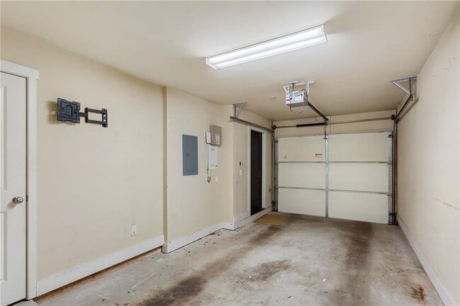 Building Photo - 221 Semel Cir NW